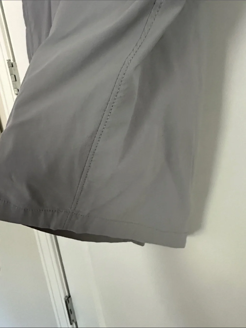 The North Face Men's Light Gray Flat-Front Shorts